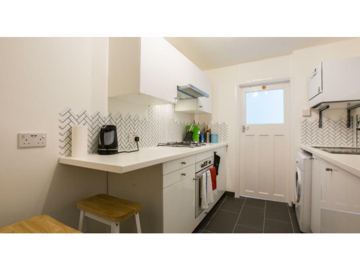 Elegant 1Bdr W/Private Garden In Vibrant Brighton 아파트 외부 사진